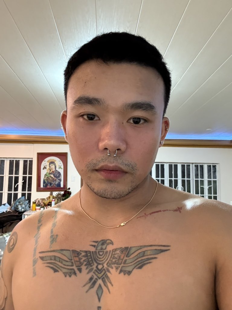 bumbleboi12's tweet photo. 😁 https://t.co/a8RPktX5bJ