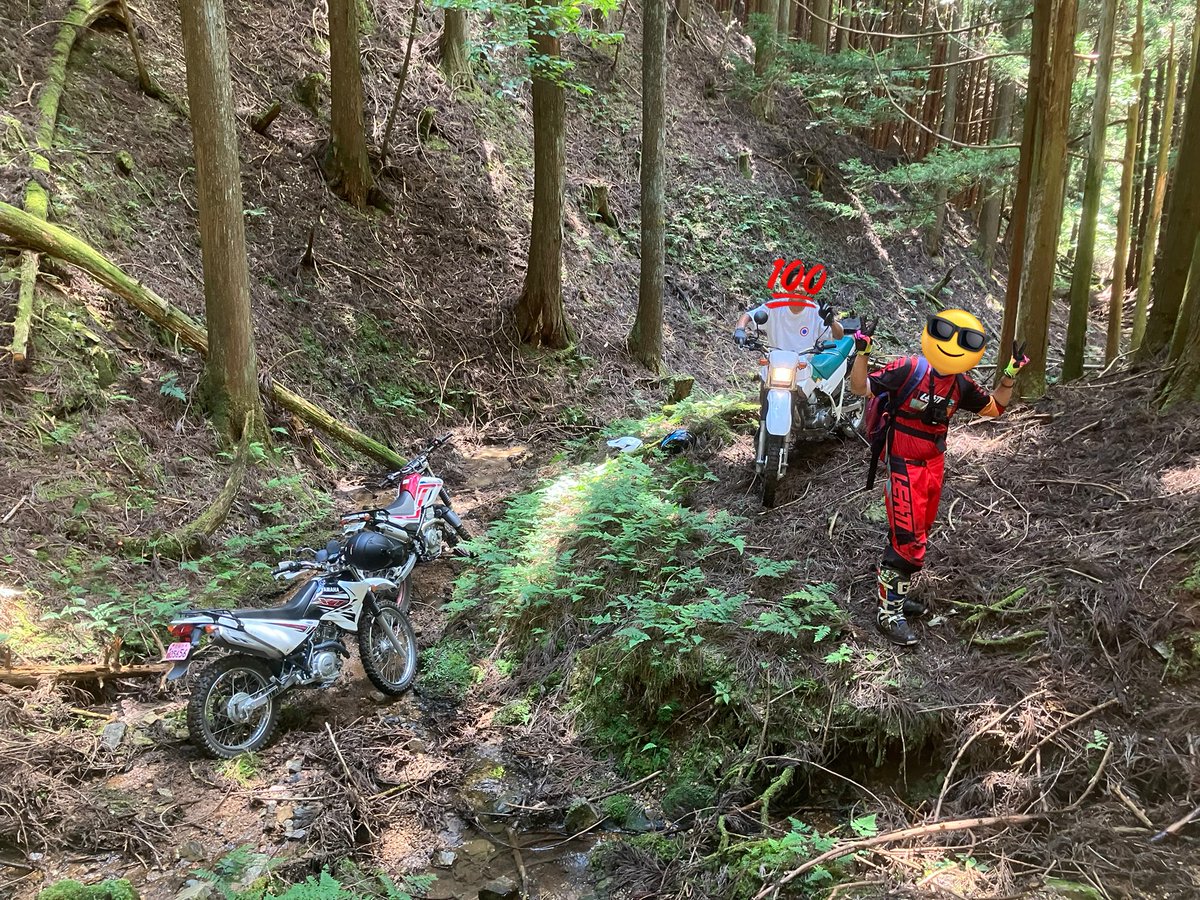 久々の林道ツーリングは楽しかった💯