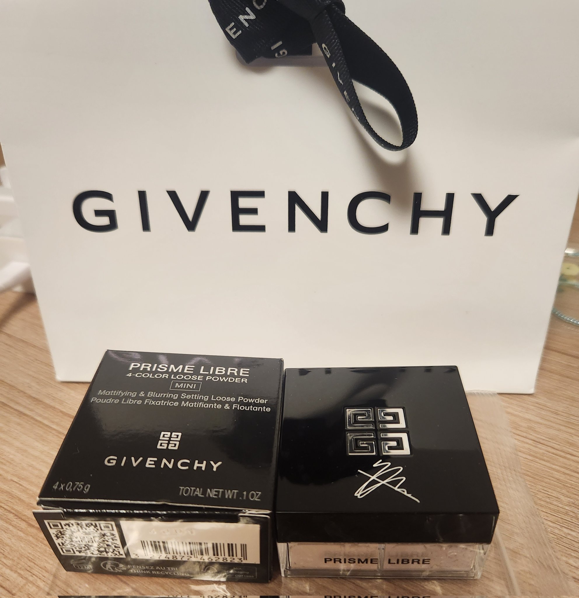 straykids ヒョンジン GIVENCHY ミニパウダー straykids ヒョンジン GIVENCHY ミニパウダー - メルカリ