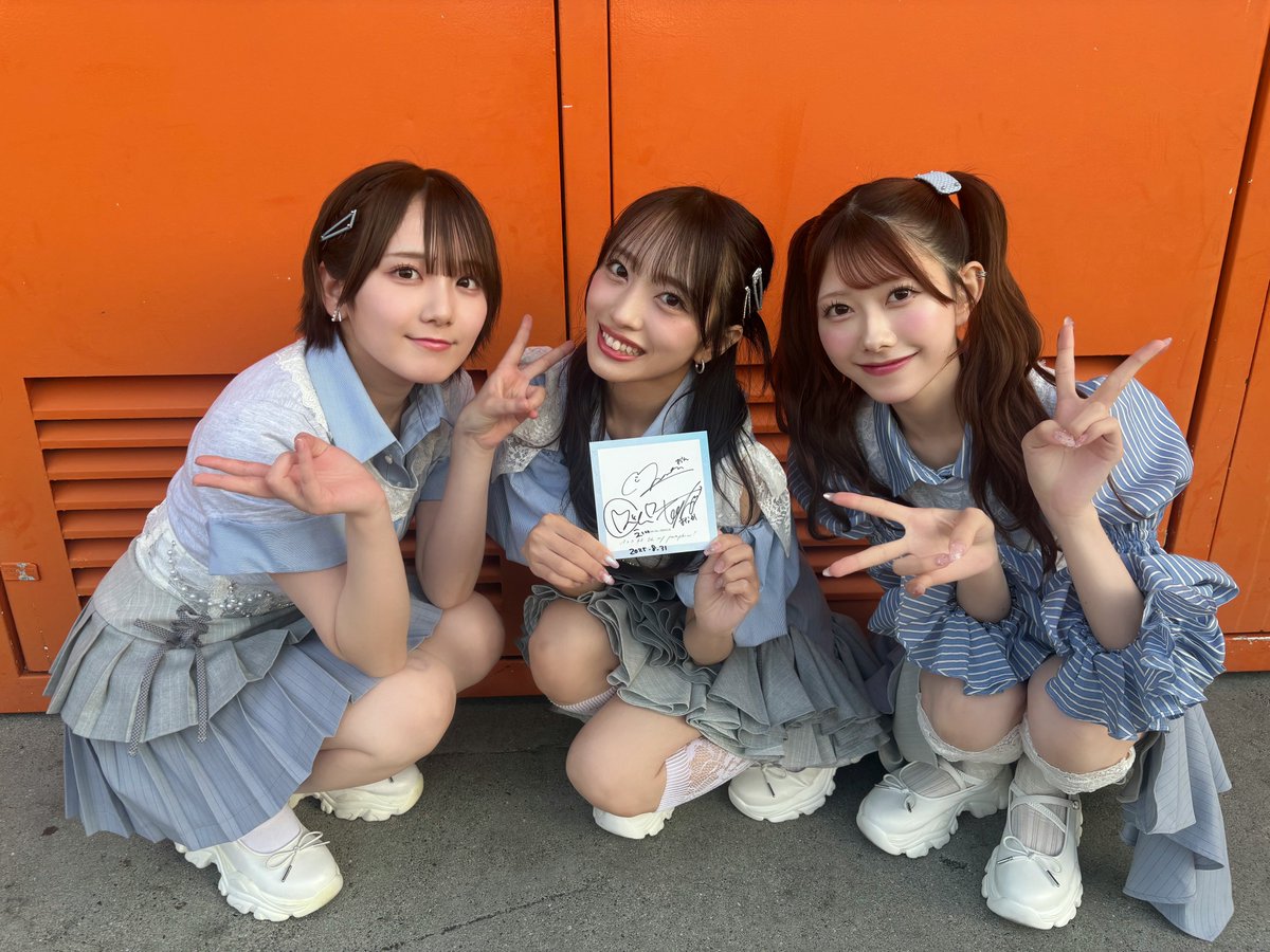 大阪握手会ありがとうございました🐙
8月最終日、夏の締めくくり！関西の皆さんも遠征してくれた皆さんも会えてよかった！
次は再来週のツアーでねっ🔴🔵
#Oh_my_pumpkin