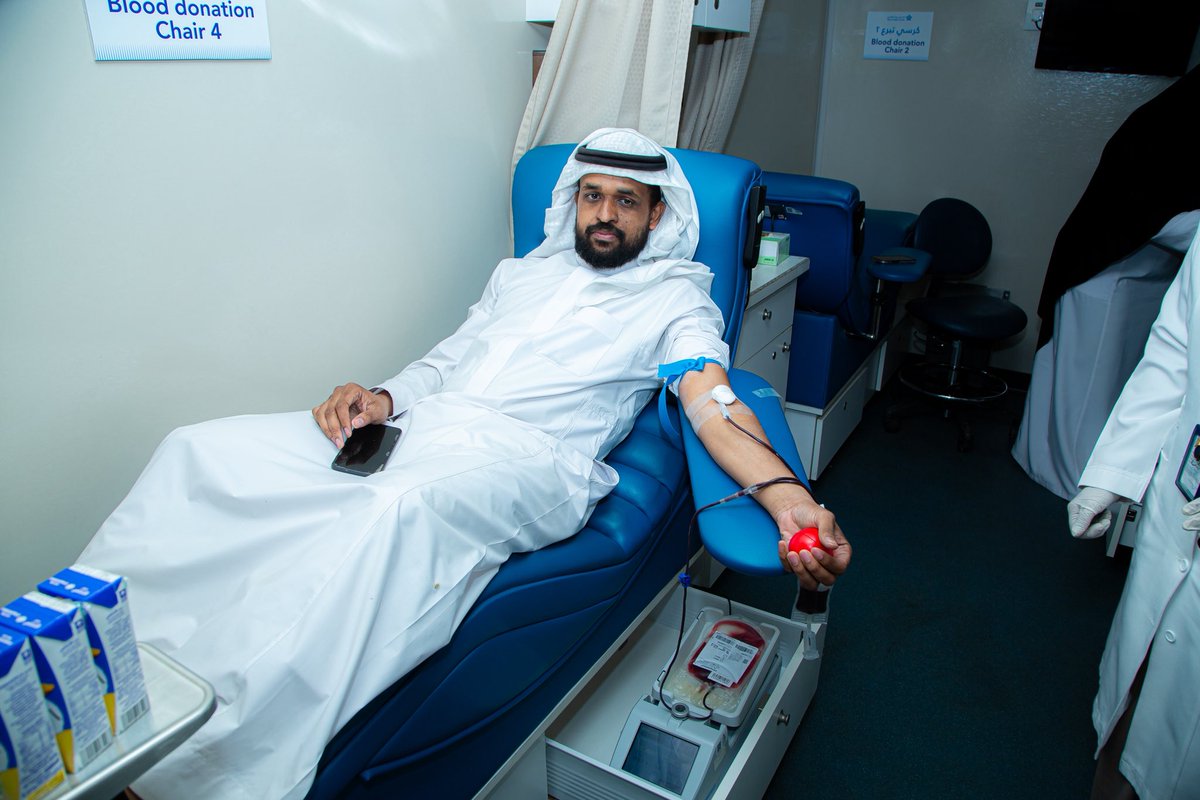 #قيادة_تتبرع_ووطن_يقتدي
 
مشاركة منسوبي أمانة منطقة #تبوك
في #حملة_ولي_العهد_للتبرع_بالدم 
تحت شعار «اقتداء وعطاء»، التزامًا بتعزيز القيمة الإنسانية والمجتمعية للعمل التطوعي، وترسيخًا لمستهدفات #رؤية_السعودية_2030 في بناء
مجتمع صحي حيوي ومتكافل.