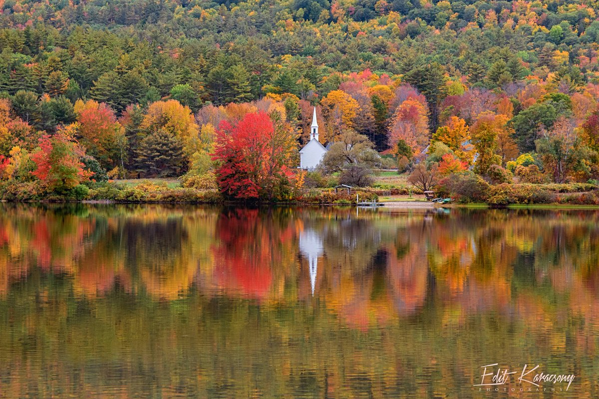 The Little White Church.

Have a blessed Sunday, everyone! 

Eaton, New Hampshire.