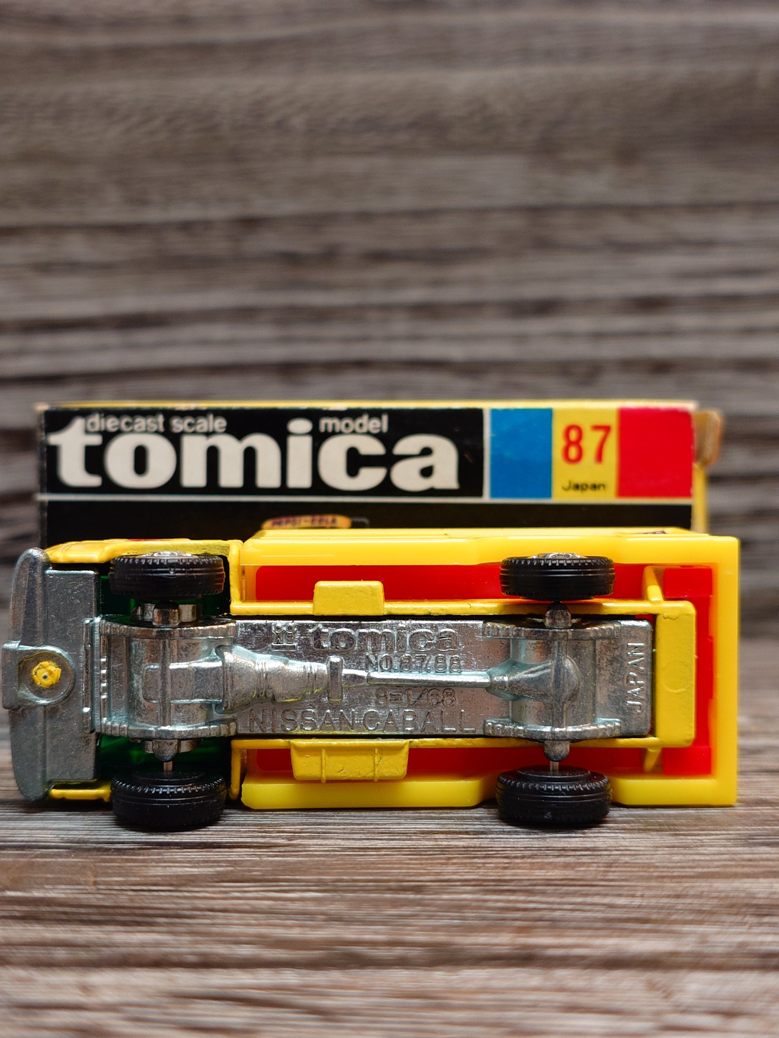 トミカ ニッサンキャブオール ルートトラック 楽天市場】【中古】トミー トミカ 黒箱 54 ニッサン キャブ