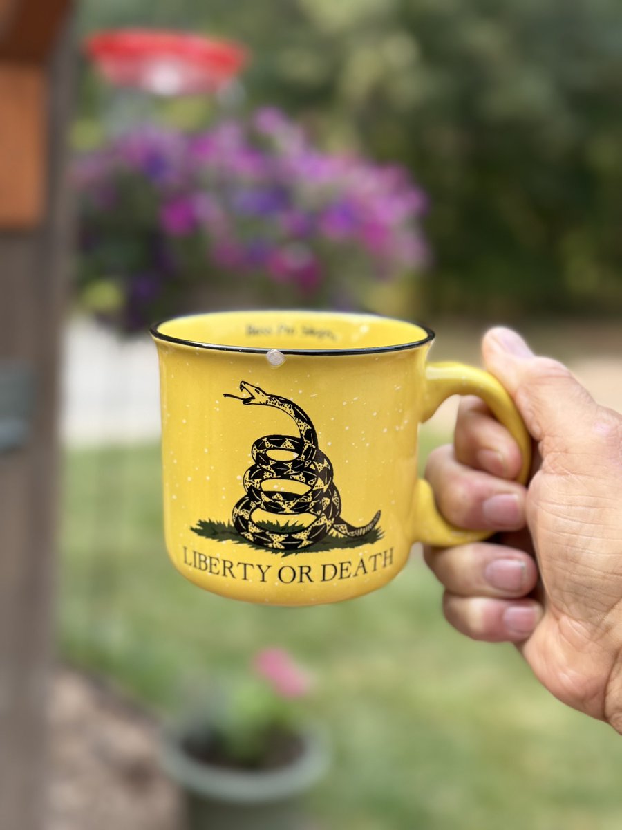 ULTRA_PAATRIOT's tweet image. Good morning patriot friends.  Have a blessed and amazing day!!    

Be vigilant and head on a swivel.  Be sure to carry everywhere you go.  Beware of looney #leftards that have no respect for anyone or life itself.