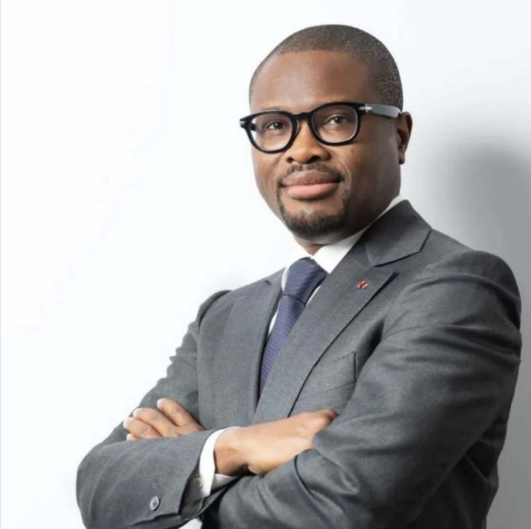 Au delà de ce choix comme candidat aux Présidentielles 2026 du Benin 🇧🇯   par les Partis de la Mouvance UPr et BR, choix que j'applaudis,  il faut se poser une question:

<a href="/ArthurBanga/">Banga Arthur</a> mon ami et mon cher <a href="/MaixSOME/">Maix SOMÉ</a>, qu'est qui empèche certains de nos Chefs D'Etats à dire non à