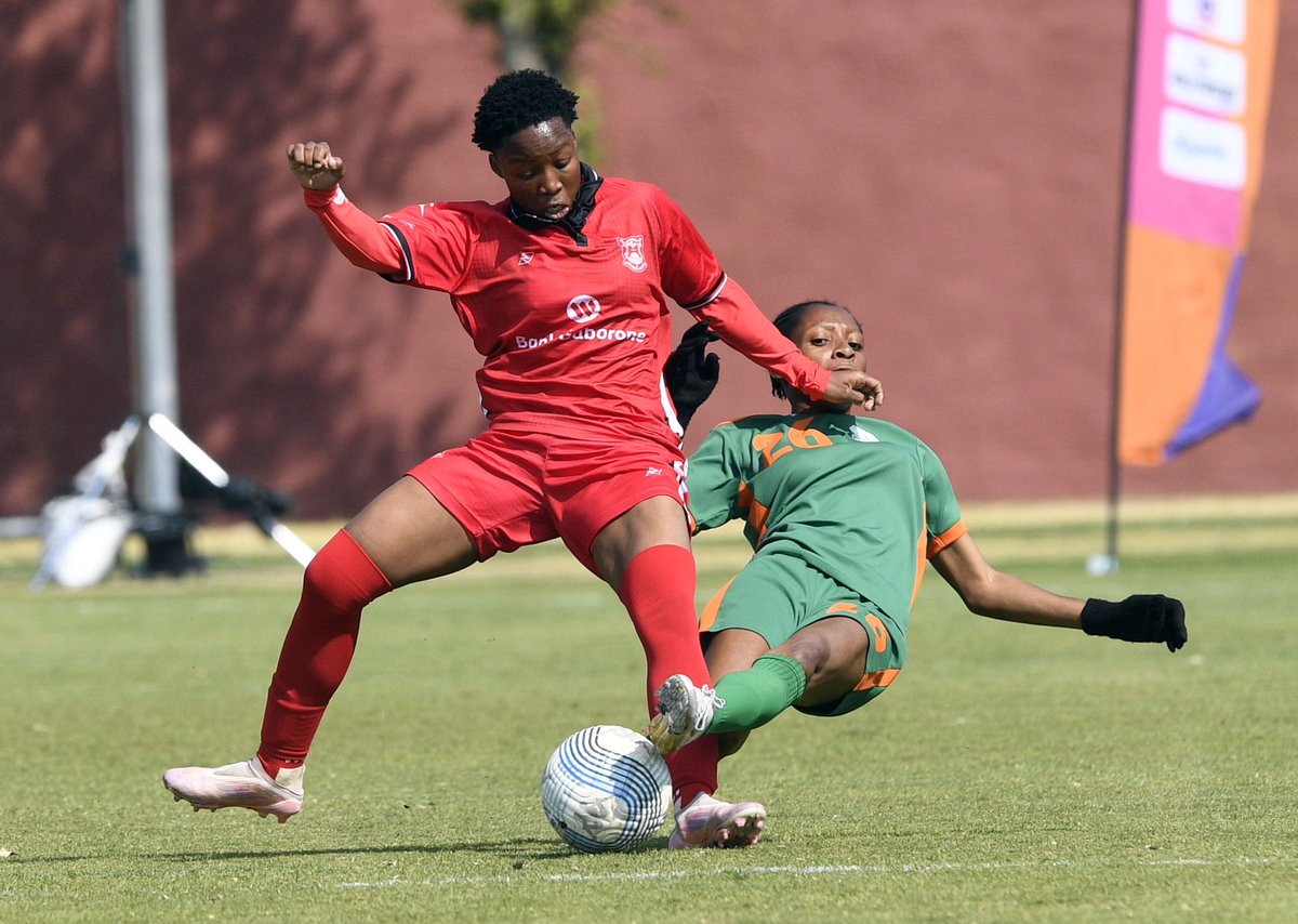 COSAFAMEDIA's tweet photo. ๐๐๐๐-๐ง๐๐ ๐: 1-0
๐ง๐ผ Gaborone United Ladies 1 (Radiakanyo 45โ) Zesco Ndola Girls 0 ๐ฟ๐ฒ
Breakthrough right on halftime! Can Zesco Ndola Girls find a way back, or will Gaborone United Ladies march on to glory? ๐
#cafwclqualifiers #cosafaqualifiers2025 #cosafa https://t.co/7Mkv217ZXh