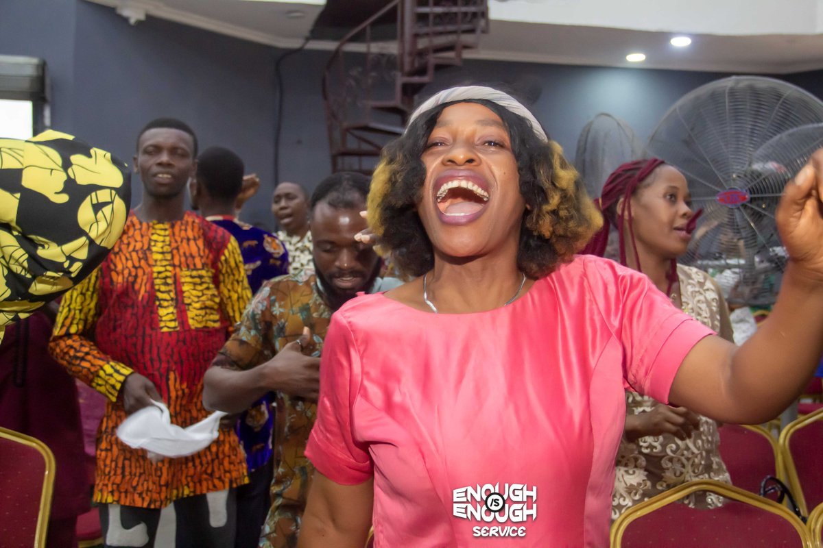 lfcokuruph's tweet photo. We overcame by the blood of the lamb and by the words of our testimonies! 
It is our Enough is Enough Service.

#EnoghIsEnough
#WinnersChapel 
#NewEra2025
#LFCOKURU 
#livingfaithchurchworldwide 
#davidoyedepoministries https://t.co/yOvDJdFxUJ