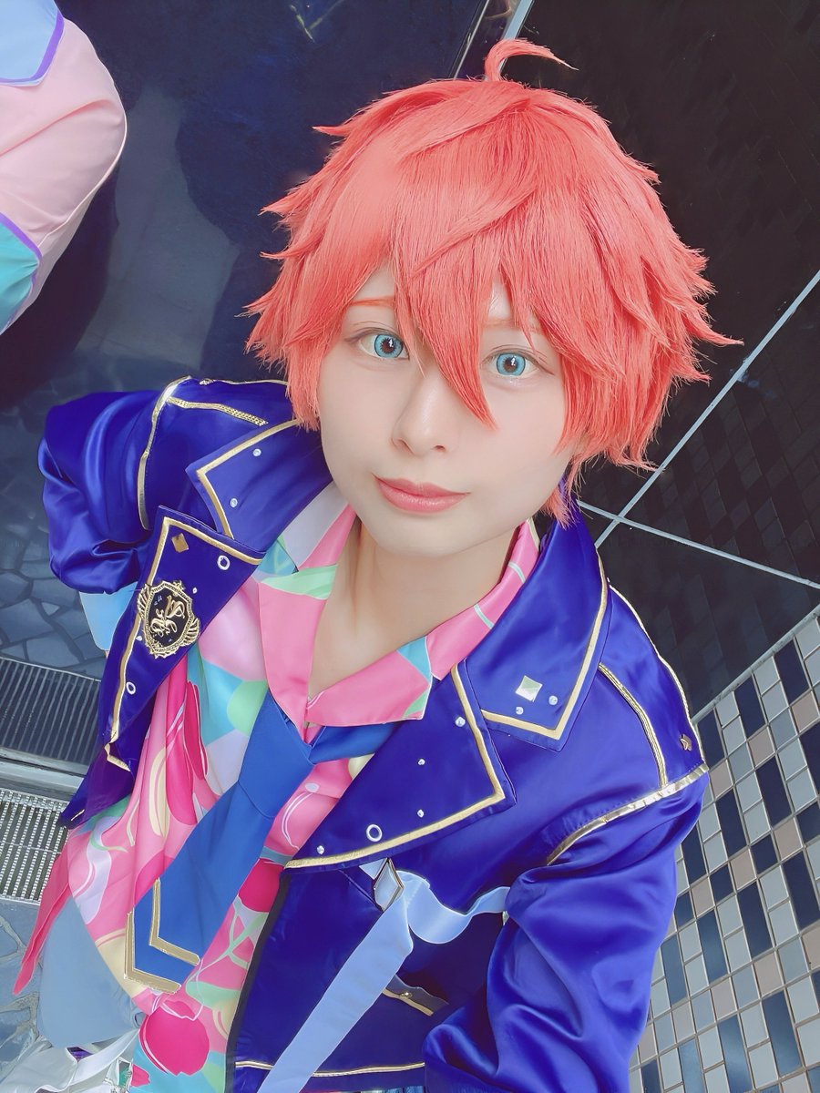 ayaseai's tweet photo. 初のいーおと！楽しかった🌟
(ﾌｫｰｼｰｽﾞﾝ衣装でおじゃましました🌷)
うさみみ付けて頂いたり🐰
まさかｽﾊﾞﾙくんのｿﾛでみつさんと膝から崩れ落ちたり😭(限界ｵﾀｸ達)(DJ千里さん🎧ｾﾄﾘの破壊力🫨)
みんなでｱｲﾄﾞﾙｿﾝｸﾞ＆てっかい推しの顔拝めて最高🕺🪩
#いーおと  
#いーおとコス https://t.co/svIn5aQT7m