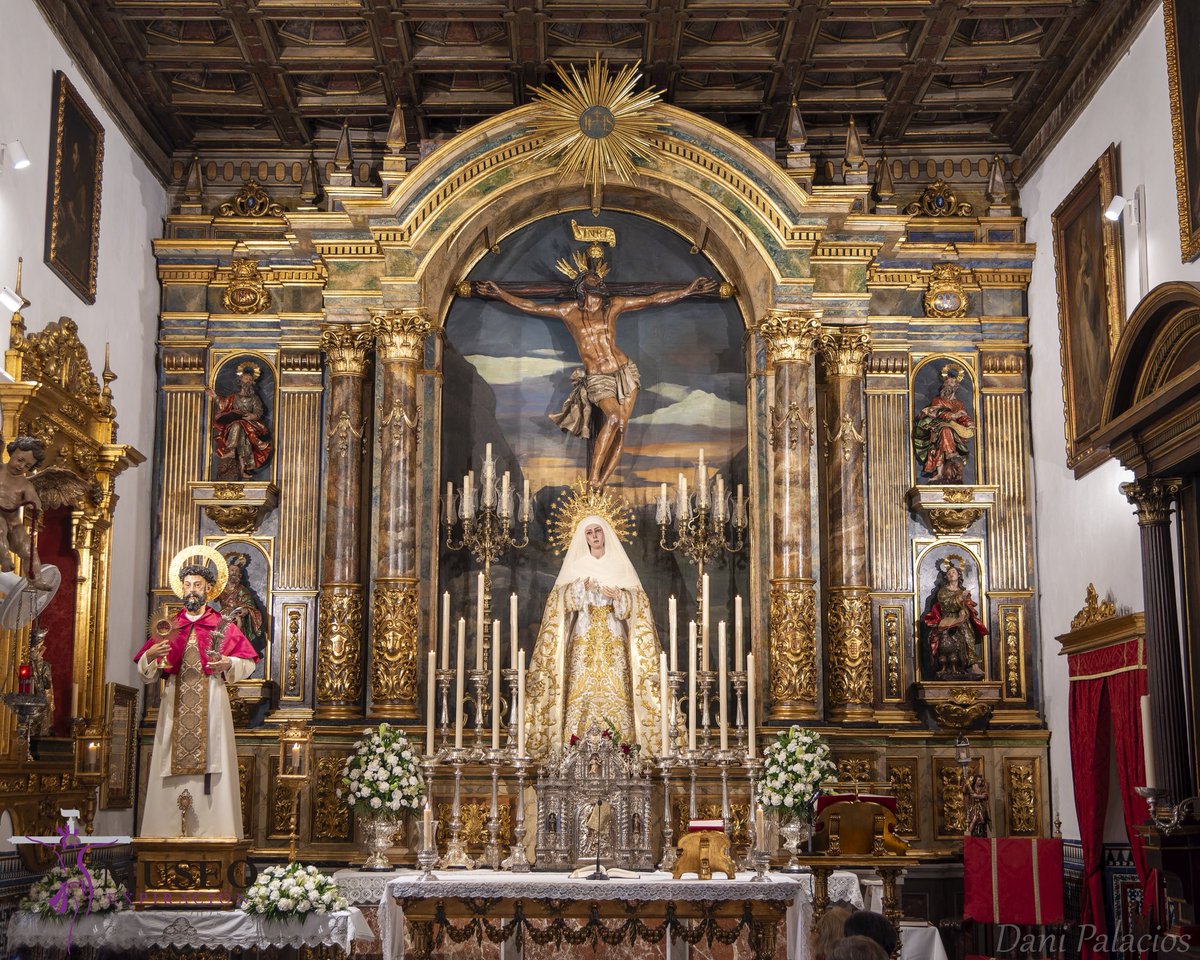 🟣 ACTUALIDAD
Así luce el altar de nuestra capilla, con los titulares de nuestra Hermandad y San Ramón Nonato, que hoy celebra su santoral, y del que hemos celebrado misa en su honor. 
Fotos <a href="/Photos_DaniPC/">Dani Palacios Photos</a> #SomosMuseo #450AñosMuseo