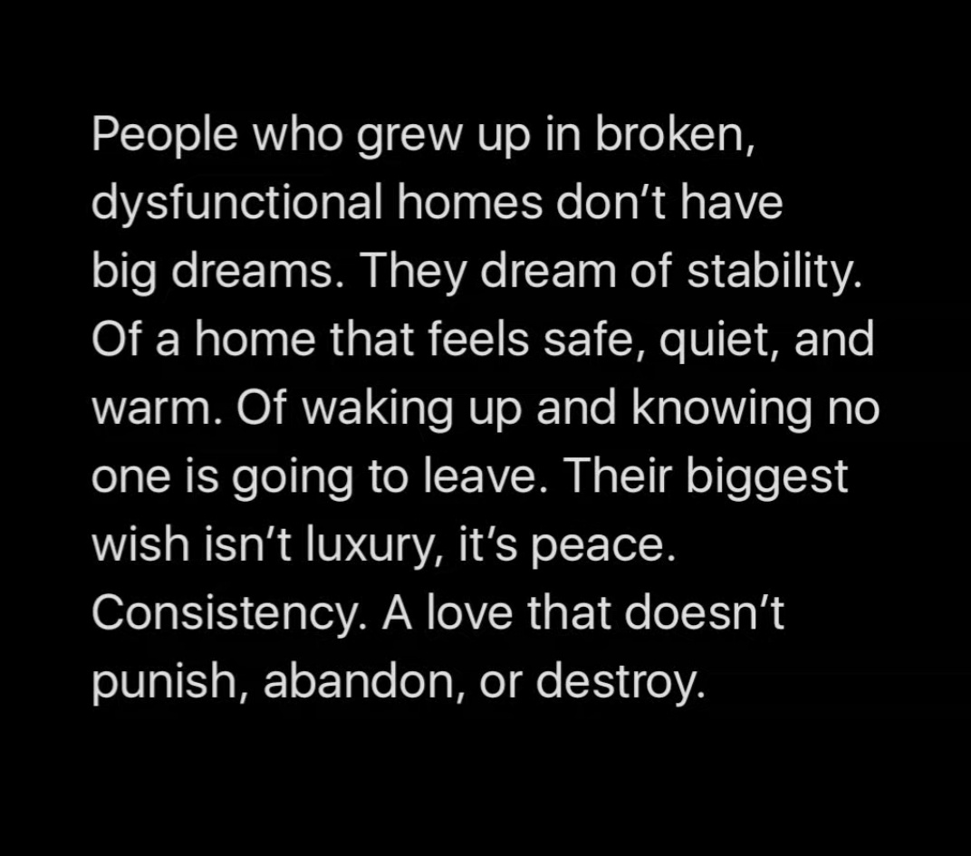 The woman (@tarmeim) on Twitter photo 