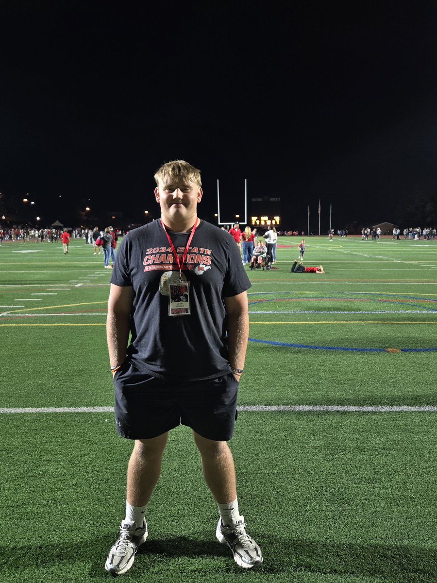 Had a great game day visit to <a href="/FrostburgFBALL/">Frostburg Football</a> last night under the lights. What a great game &amp; experience! The vibe &amp; atmosphere were exciting! Thank you <a href="/CoachRhodes__/">Eric Rhodes</a> <a href="/coach_ewags/">Eric Wagoner</a> <a href="/CoachTMOL/">Trevor Miller</a> for the experience &amp; congrats on an amazing win! I look forward to seeing more!