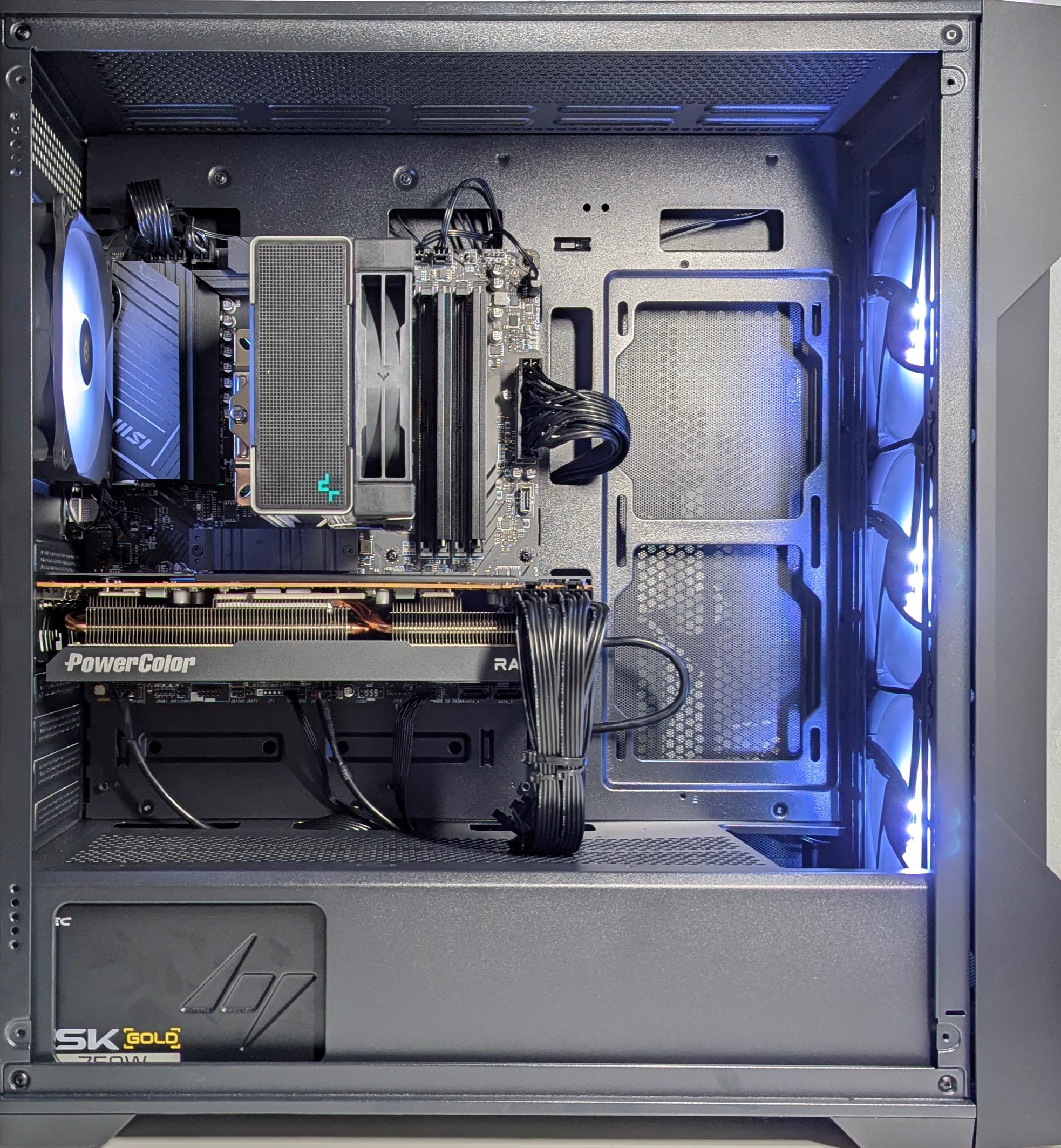 【新品】高性能ゲーミングPC RX7800XT Ryzen7 7700 アークハイブ、AMD Radeon™ RX 7800 XT / 7700 XT 搭載ミニ