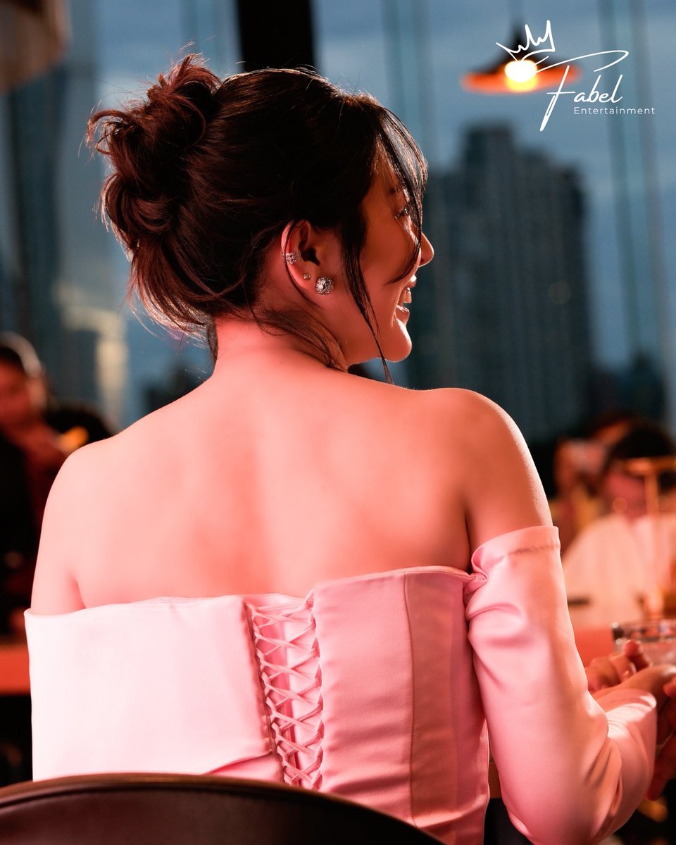 🌻💛

PERAYA NEW PRESENTER
#CathyDollWatsonsxFaye