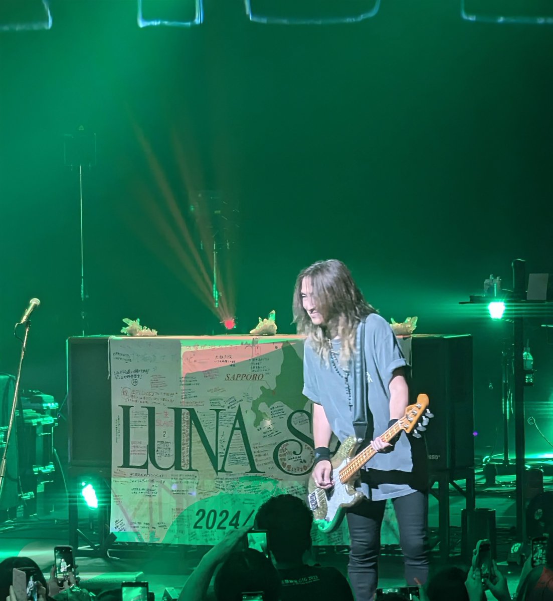 ジュンくん堂ーーーー🥹
1年前の札幌ルナピク
見つめる笑顔がやさしすぎるよーーー

#LUNASEA 
#ERATOERA