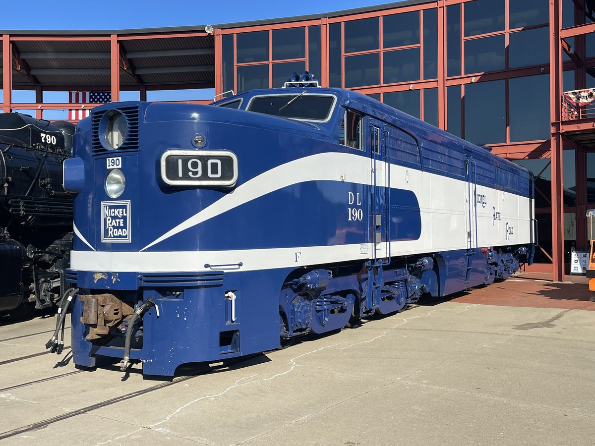 oliofpa's tweet photo. It’s the last day for Railfest here at Steamtown. We’re so thankful to be here sharing the #railsafety message once again. Stop by and say hello.  #SeeTracksThinkTrain https://t.co/I8okzl0hdf