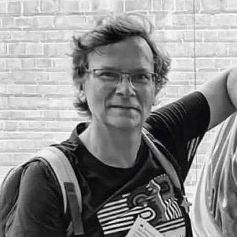 À la veille de la rentrée, souvenons-nous de Jean Bernard et Samuel Paty, professeurs assassinés par l’hydre islamiste pour avoir fait vivre la liberté de penser. Leur mémoire nous oblige : défendre l’école, c’est défendre la République.