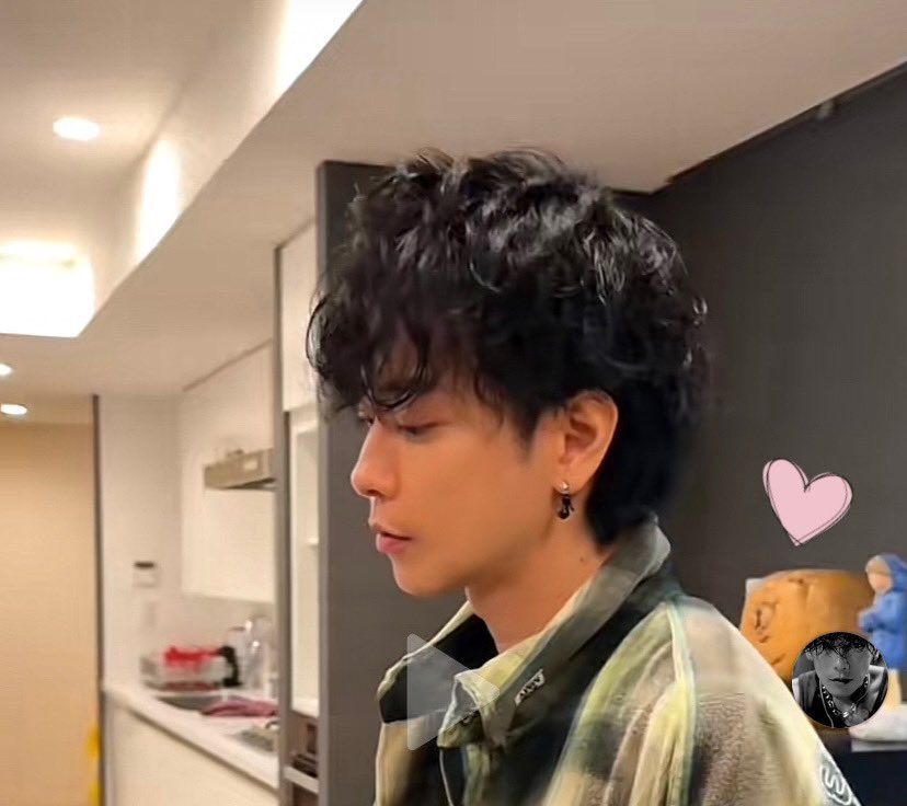 ts_et_yy's tweet image. 『みやぎから、、』の時の
ワンちゃんいたー🐶💕

#佐藤健
#佐藤健TikTok
#佐野美里