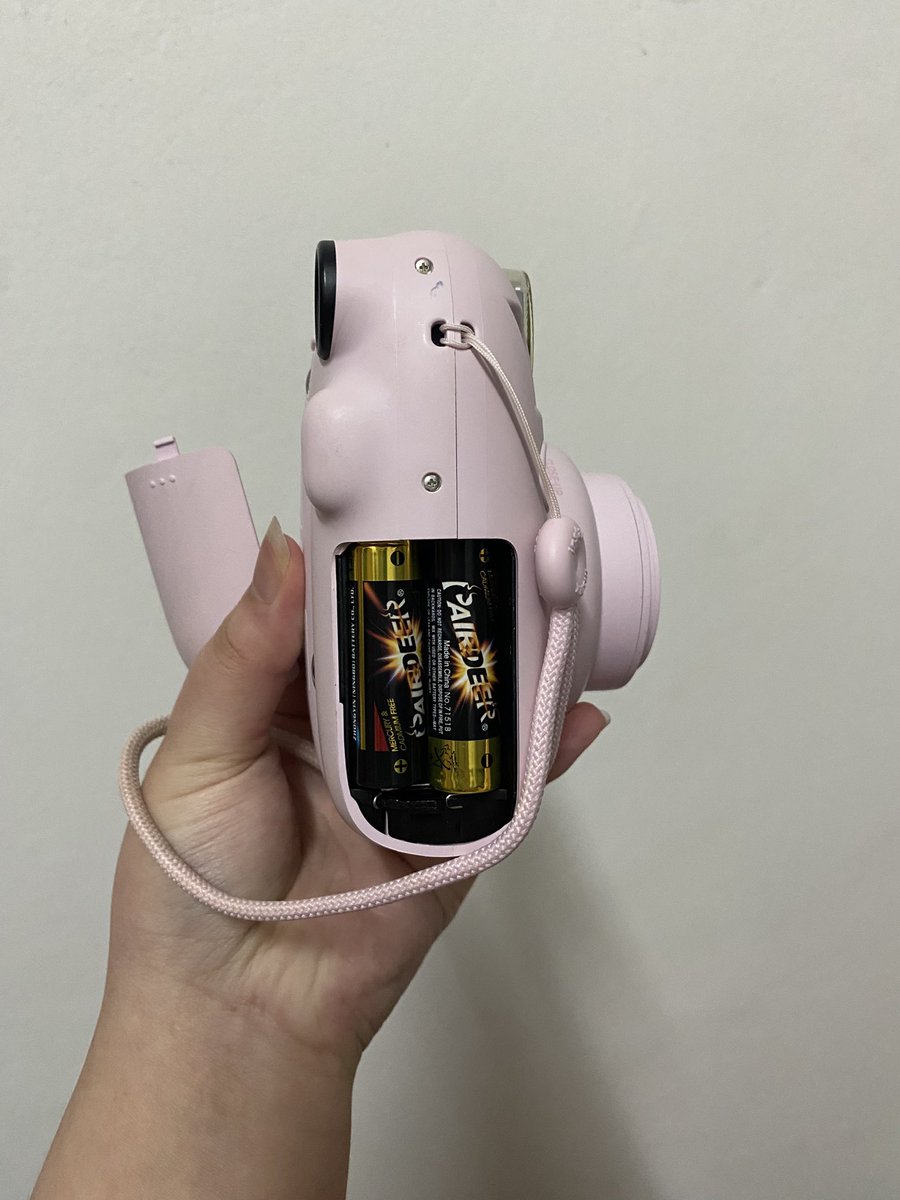 lpis4z's tweet image. instax mini 12
เคยใช้แค่ 2 ครั้งมีตำหนินิดหน่อยค่ะ มีกล่องให้
ราคา 1990 (ต่อได้)
ทักมาสอบถามก่อนได้ค่ะ #ส่งต่อกล้องโพลารอยด์ #กล้องมือสอง #กล้องฟิล์ม #ส่งต่อ #กล้องโพลารอยด์มือสอง #instaxmini 12