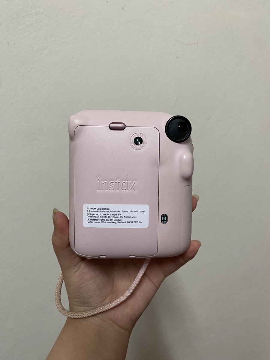 lpis4z's tweet image. instax mini 12
เคยใช้แค่ 2 ครั้งมีตำหนินิดหน่อยค่ะ มีกล่องให้
ราคา 1990 (ต่อได้)
ทักมาสอบถามก่อนได้ค่ะ #ส่งต่อกล้องโพลารอยด์ #กล้องมือสอง #กล้องฟิล์ม #ส่งต่อ #กล้องโพลารอยด์มือสอง #instaxmini 12