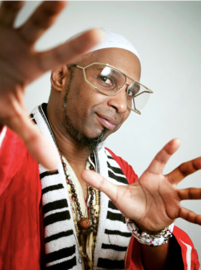 OmarSosaMusic's tweet photo. Omar Sosa Quarteto Americanos
FREE TONIGHT 8/31
2025 Detroit Jazz Festival
7:15–8:30 p.m
Hart Plaza | Cadillac Square | Detroit Jazz Hall
Website: https://t.co/Z3YJNrkPmk
#OmarSosa #QuartetoAmericanos #DetroitJazzFestival #SheldonBrown #JoshJones #ErnestoMazarKindelán #Jazz https://t.co/KPVlvxDfSu