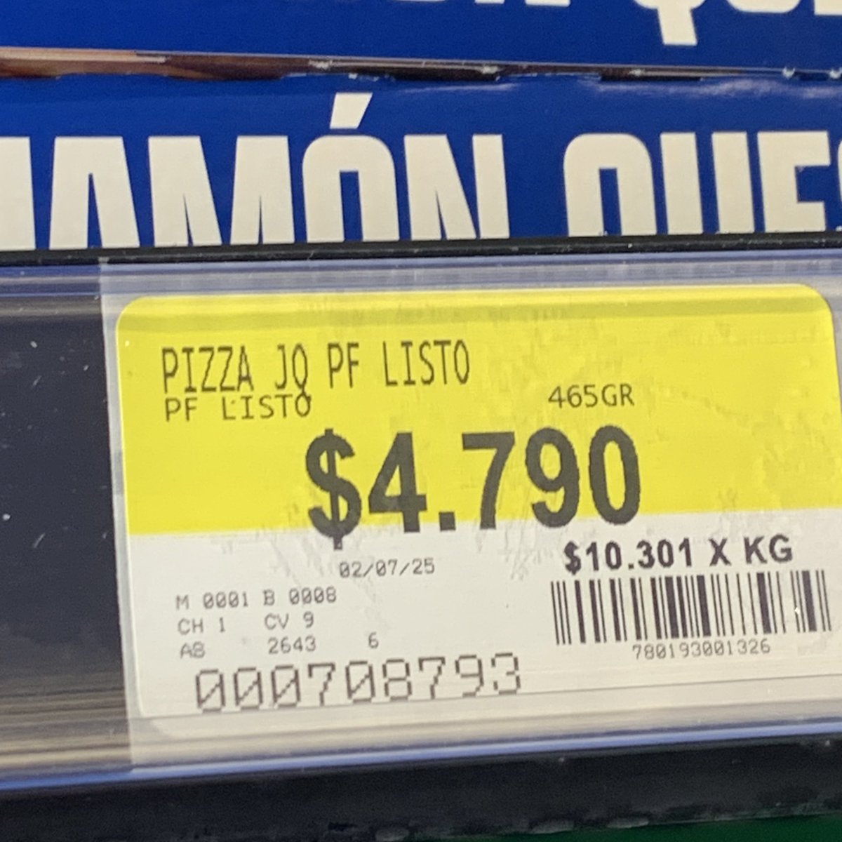 panl00's tweet image. la pizza está triste y resignada