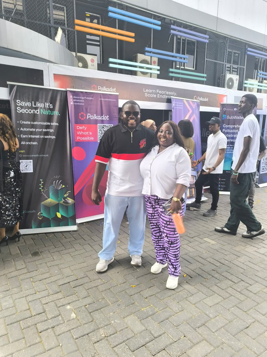 iambuque's tweet image. Had an amazing time at dis year’s #Web3LagosConference 🚀 Met my idolos chief mechanic @Ebunayo08 , @kevin_chibuoyim &amp;amp; @Oxpam_pam da boss. Reconnected with my Web3Bridge Cohort XI fam — always a swell vibe 💫. 

PS: don’t just build, remember to save smart on @Coinsafe_safe 😉💰