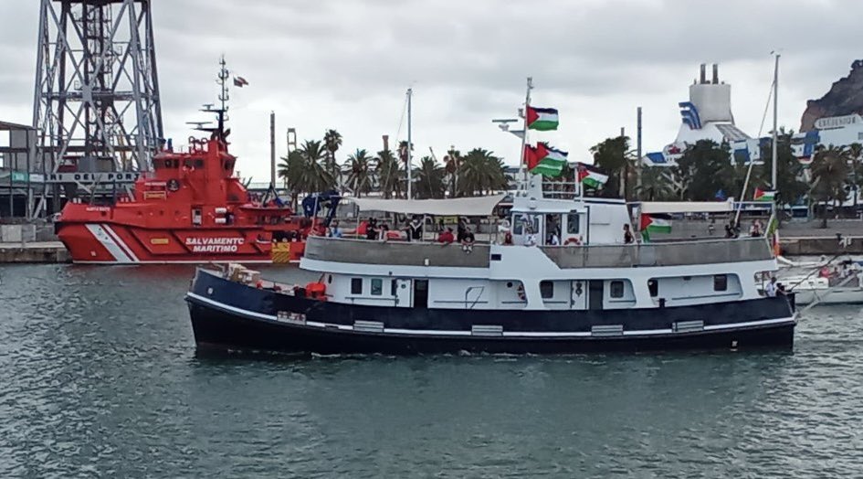 ℹ️ L’Ajuntament de Barcelona es nega a facilitar quina és la subvenció que ha atorgat a la Global Sumud Flotilla amb motiu de la sortida de la Flotilla.
👉🏻 Cap dels polítics que participen a la flotilla (més avall indicats) no han volgut aclarir qui assumeix les despeses dels