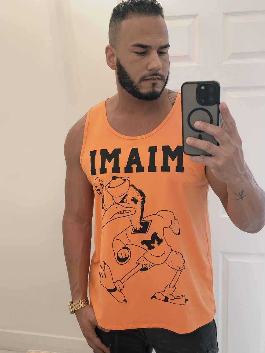 It's GameTime! 

If yall see me at the game come say what's up 🤙🏽🤝

GO CANES