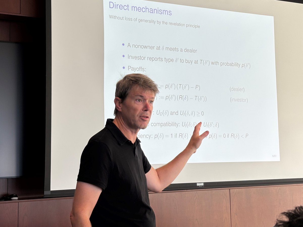 The Finance Division recently hosted Julien Hugonnier (EPFL) for a series of lectures on the economics of over-the-counter (OTC) markets. 

His lectures explored liquidity, search frictions, and price formation, presenting state-of-the-art work in this important area of finance.