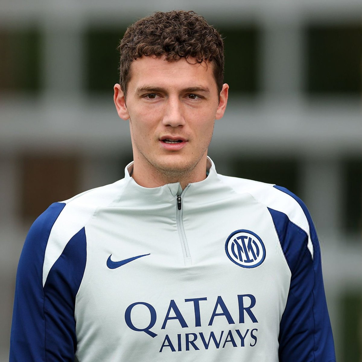 InterMilanFRA's tweet photo. 🎙️ Beppe Marotta :

« Pavard sur le banc ? C'est un choix technique, aucun rapport avec le mercato. » https://t.co/TJJk3nk3e2
