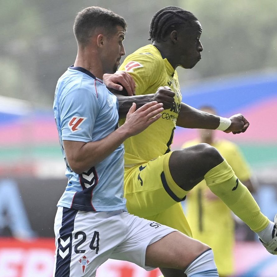 PiedrasMarcos's tweet image. Y mención especial para el PARTIDAZO que se ha marcado esta tarde Carlos Domínguez ante el Villarreal en Balaídos.

Grandísima actuación del central vigués teniendo enfrente a Etta Eyong y Nicolas Pépé.