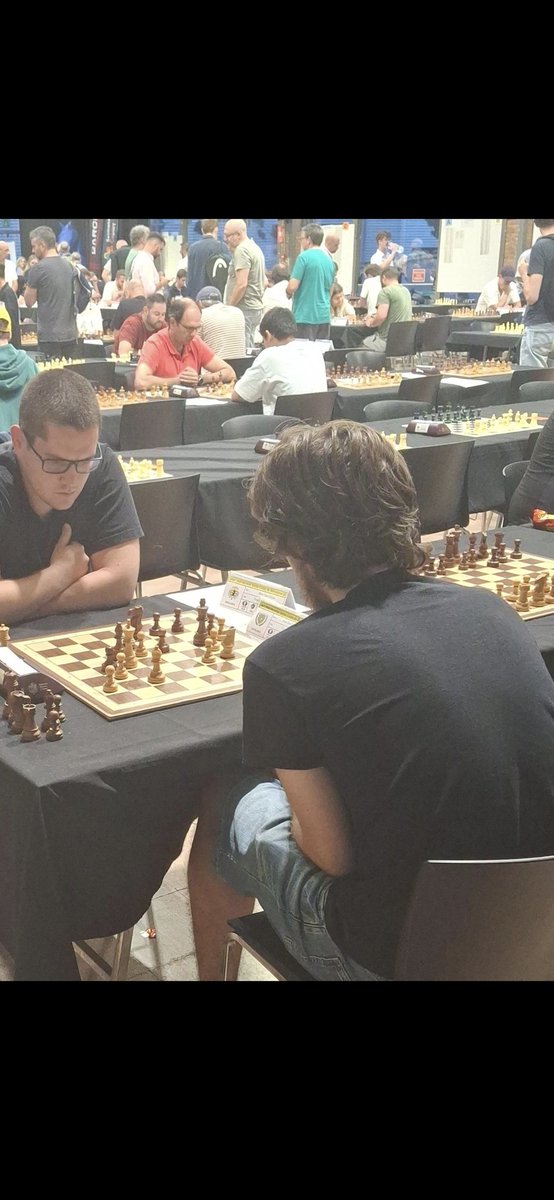 Finaliza el Open de Sants
5 guerrers torreblanquins han peleado 10 largos días
En el grupo A, un valiente Brandon, 3/10 en su 1er torneo
En el B, Aitor con unos increíbles 8/10 finaliza 3ero y sigue en racha desde q llegó al club Enhorabuena!!
Luis P y Alejandro 6/10 y Páez 5,5💪