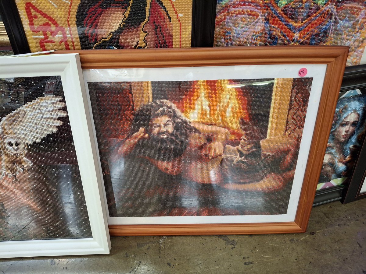 I also found this, at the flea market earlier today 😂🤣