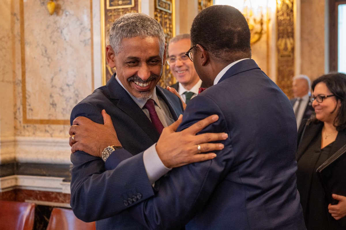 AfDB_Group's tweet image. This month’s LinkedIn Newsletter is out.

A new chapter begins @AfDB_Group.

Read it here:  bit.ly/4g0vjq1 #AfDBTransition