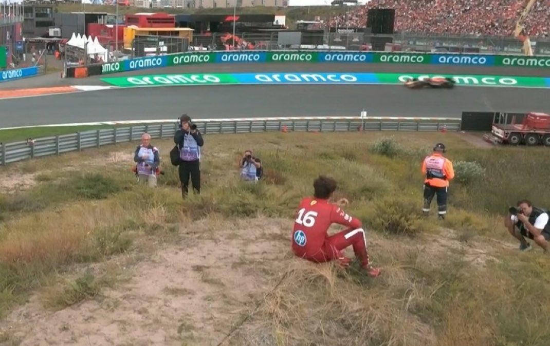 lxwissainz's tweet photo. f1 but make it ✨depressed✨ https://t.co/e5tXyzwdXK