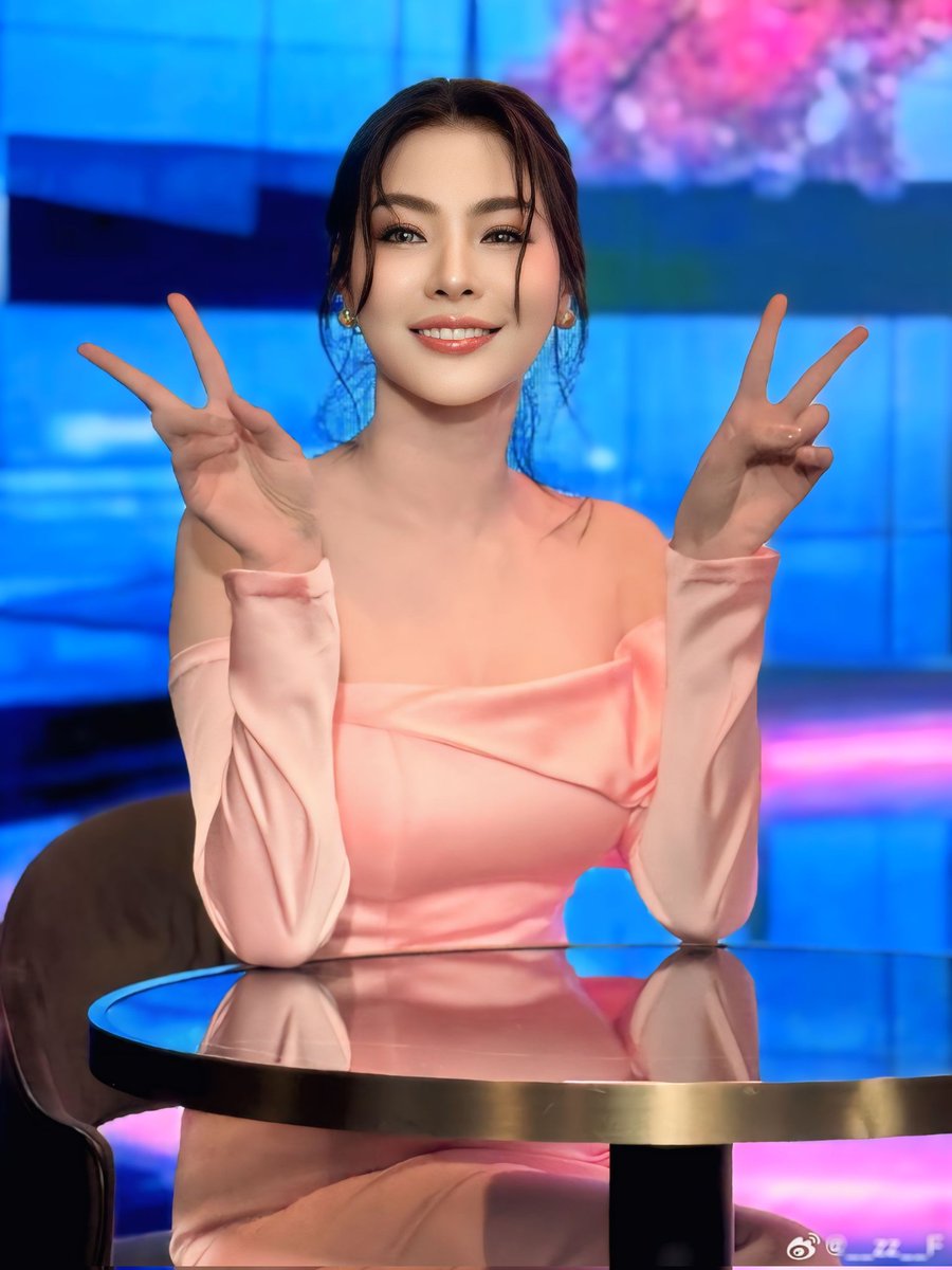 IAmChicken (@chickenprapapan) on Twitter photo มาจ่ายดอกแชร์รอบดึกคับ
Tag someone who loves Faye!
<a href="/JUNIE_BP/">JUNIE</a>
<a href="/cher_put/">Cher Put</a>
<a href="/bringmefaye/">𝐛𝐫𝐢𝐧𝐠𝐦𝐞𝐟𝐚𝐲𝐞</a>
<a href="/gracewo18038651/">Rainbow 🌈🌻💛</a>
<a href="/Mstar279/">M-Star⚡</a>
<a href="/all_my_love_is/">🌻ALL FOR FAYE🌻 THE ONE AND ONLY "FAYE"</a>
<a href="/chongcha27/">ชงชา🦆</a>
PERAYA NEW PRESENTER
#CathyDollWatsonsxFaye
#FayePeraya
#ฝ้ายพีรญา มาจ่ายดอกแชร์รอบดึกคับ
Tag someone who loves Faye!
<a href="/JUNIE_BP/">JUNIE</a>
<a href="/cher_put/">Cher Put</a>
<a href="/bringmefaye/">𝐛𝐫𝐢𝐧𝐠𝐦𝐞𝐟𝐚𝐲𝐞</a>
<a href="/gracewo18038651/">Rainbow 🌈🌻💛</a>
<a href="/Mstar279/">M-Star⚡</a>
<a href="/all_my_love_is/">🌻ALL FOR FAYE🌻 THE ONE AND ONLY "FAYE"</a>
<a href="/chongcha27/">ชงชา🦆</a>
PERAYA NEW PRESENTER
#CathyDollWatsonsxFaye
#FayePeraya
#ฝ้ายพีรญา