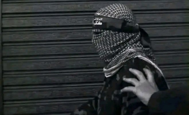 lolo68686406's tweet photo. @MyPalestine0 "إنْ كانَ حيًّا سيُكمِلُ نضالَه، وإنِ ارتقى فقد نالَ مرادَه..
وفي الحالتَين هو خالدٌ بينَنا، وفي الحالتَين هو المُنتصِر". https://t.co/Cs31JKA4r1