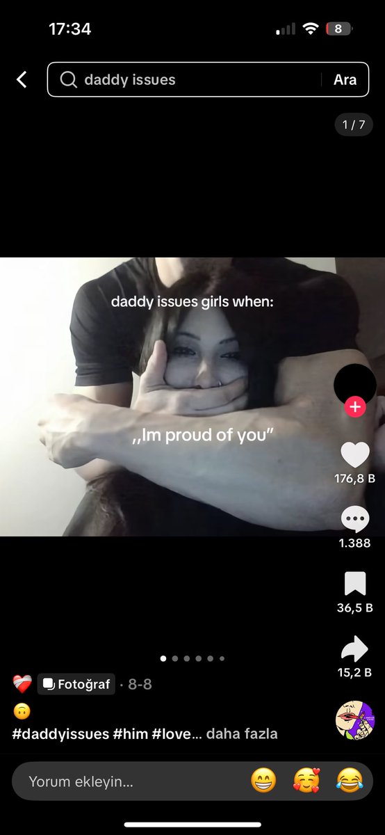 strfrbardak's tweet image. şeyi farkediyo musunuz sosyal medyada küçük kızları hayatlarının lana del rey şarkısı olduğuna ve yaşça büyük bi erkeğin ailevi problemlerine çözüm getireceğine (daddy issues falan) inandırıyorlar. pedofili inanılmaz derecede romantize ediliyor ve buna dur diyen hiç kimse yok