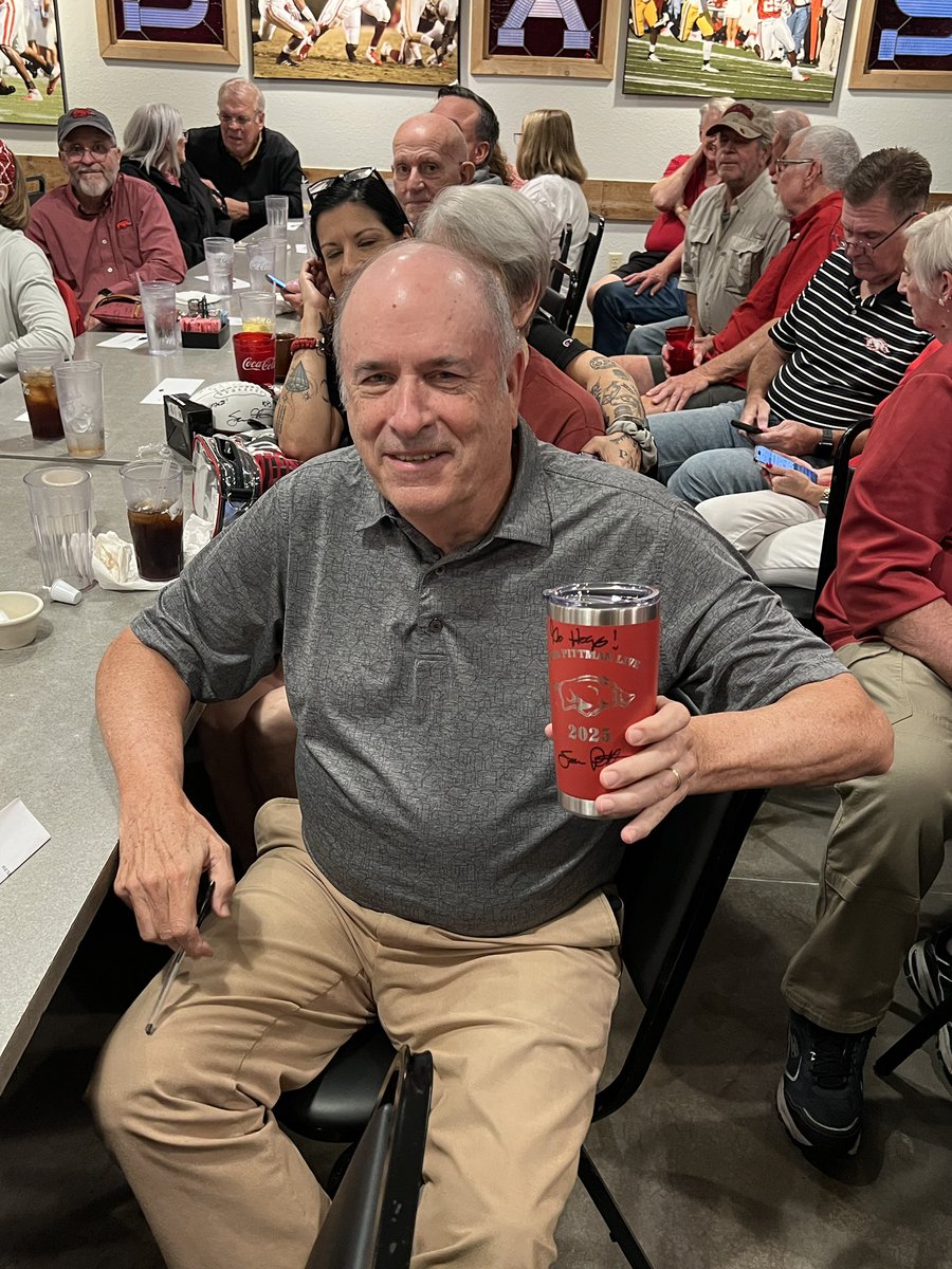 Catfish Hole tweet media