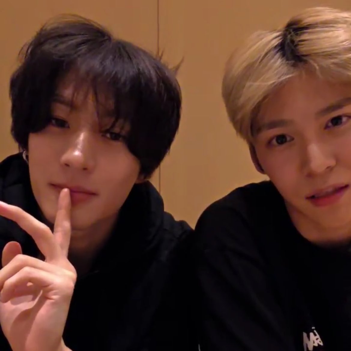 rockvibeonly's tweet photo. 얼빠라면
투톤즈 해야겠지 https://t.co/SkgIEiNQfW