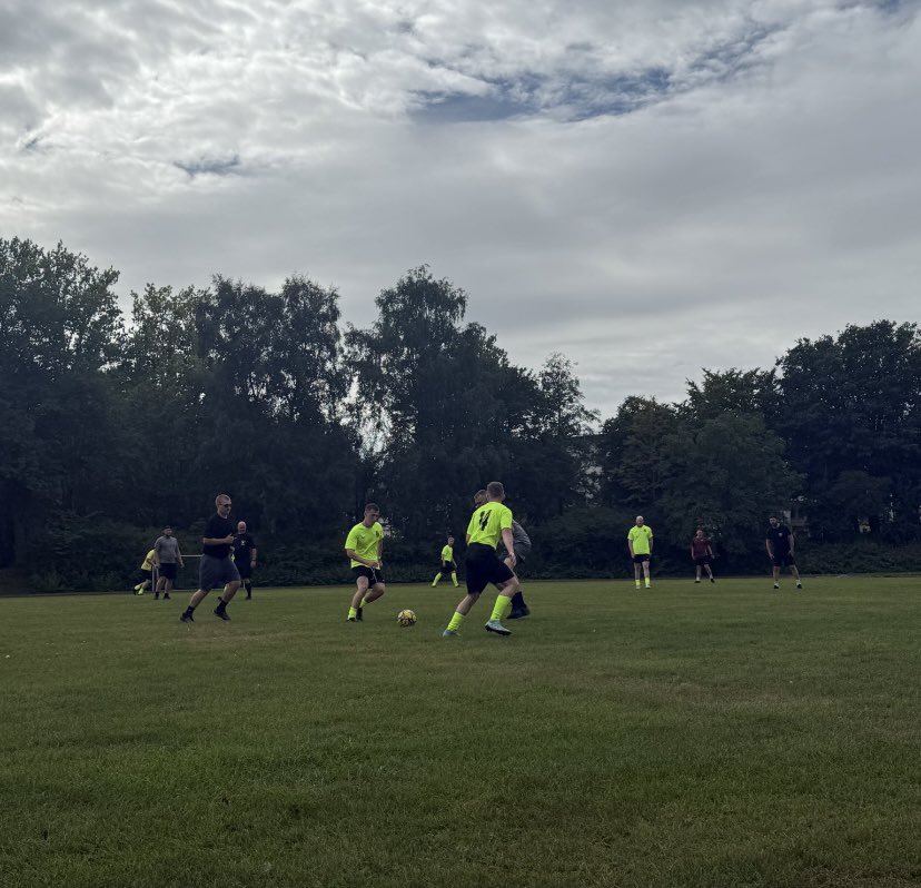 HMS EXPRESS (@hmsexpress) on Twitter photo A weekend of football for our visit to Kiel 🇩🇪 Yesterday we watched <a href="/HolsteinKielEN/">Holstein Kiel English</a> in action and today we came together as CFS and played against #LatvianNavy 🇱🇻 & #EstonianNavy 🇪🇪 With CFS coming out 6-3 winners. <a href="/NATO/">NATO</a> <a href="/JEFnations/">The Joint Expeditionary Force (JEF)</a> A weekend of football for our visit to Kiel 🇩🇪 Yesterday we watched <a href="/HolsteinKielEN/">Holstein Kiel English</a> in action and today we came together as CFS and played against #LatvianNavy 🇱🇻 & #EstonianNavy 🇪🇪 With CFS coming out 6-3 winners. <a href="/NATO/">NATO</a> <a href="/JEFnations/">The Joint Expeditionary Force (JEF)</a>