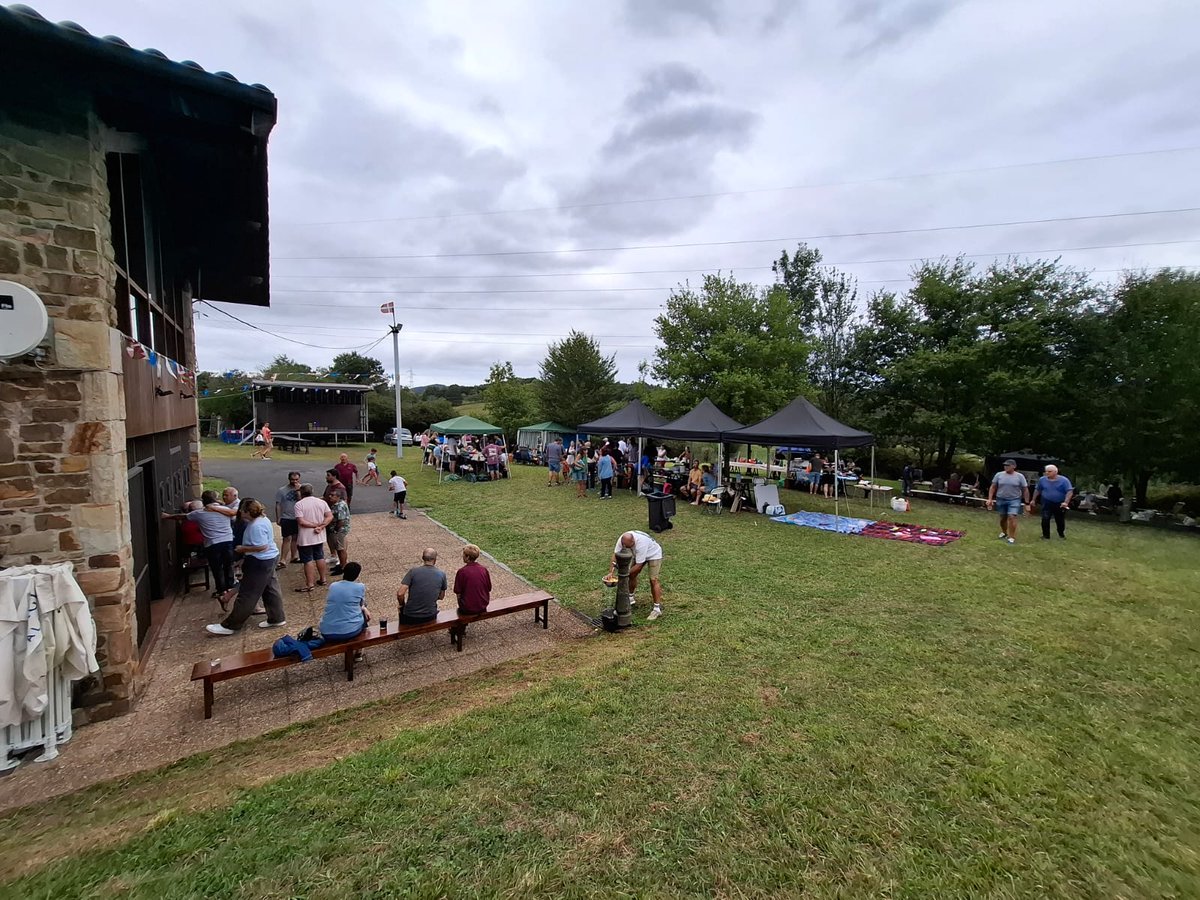 Eneperiko jaiak ospatzen Belakon 🎉
--
Celebrando las fiestas de Eneperi en Belako