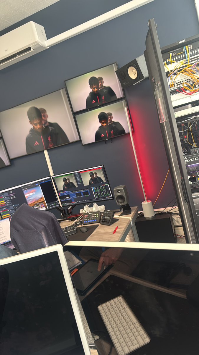 Ian Selley tweet media