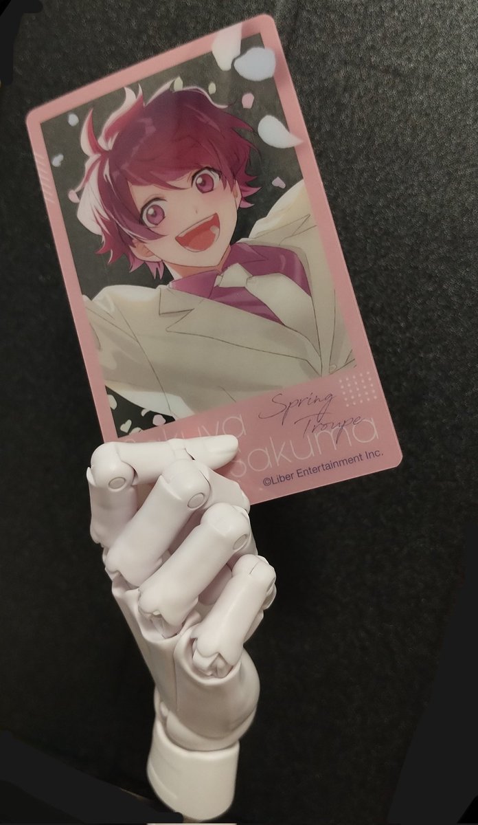 ハンドモデルの新しい用途です😚