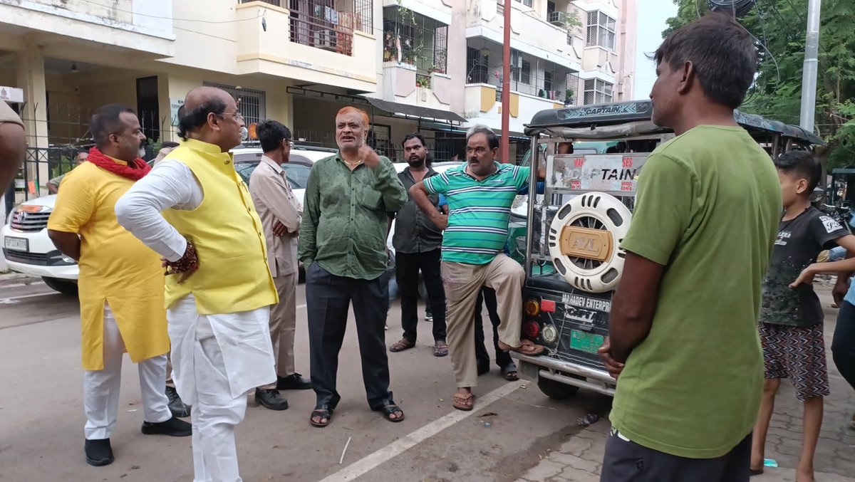 विधायक जनता के द्वार
नवीन नगर काकादेव कानपुर