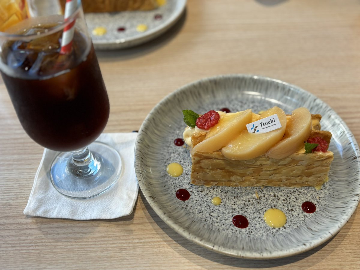 raspberry1234's tweet photo. 気を取り直して今日は友達と麻辣湯食べに 𐩢𐩺トッピング自由で味変も色々あって美味しかった(◍ ´꒳` )
からの贅沢おやつ🍰💕
#8ppy麻辣湯
#Tsuchi
#なんば https://t.co/D0ayzWTyt8
