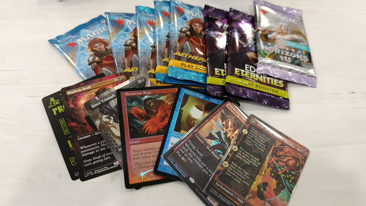 Perfect run en el SC <a href="/TcgZero/">DistritoZeroTCG</a> con 0 partidas de Magic  jugadas desde Mayo. UW control del maestro-niño <a href="/DGarcialoygorri/">Dloygorri</a>
💧💧Sephirot sac
💧💧MonoW Conejos 
💧💧MonoW Lifelink
ID
Top4 💧💧Mono R
Final 💧💧MonoW Conejos

Sigo sin saber quien es "viví "