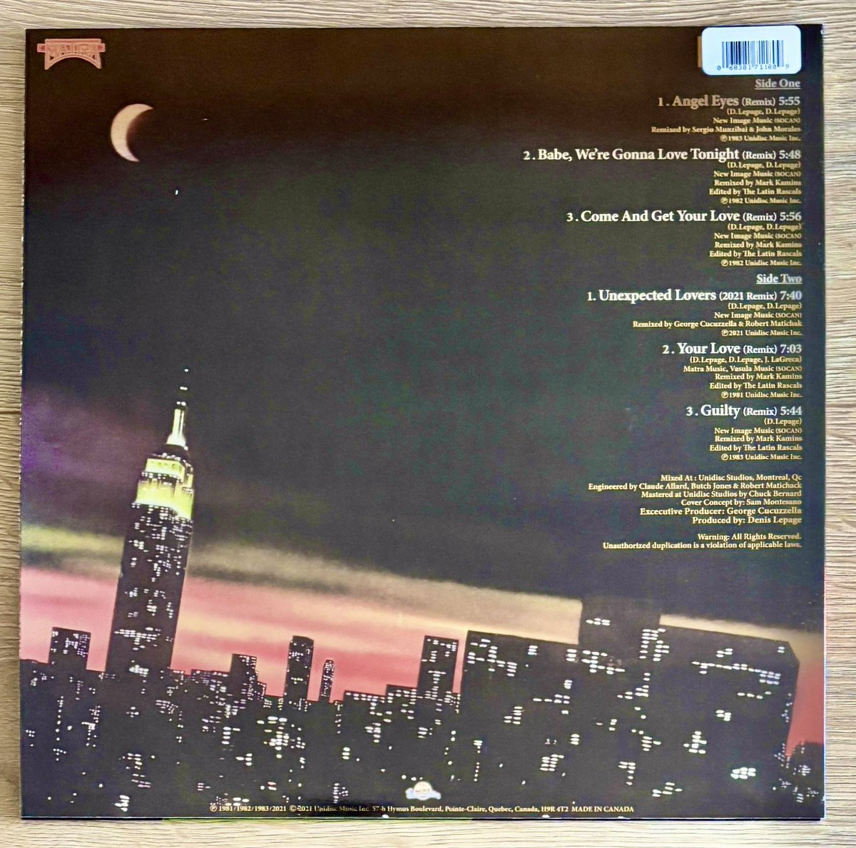 purplefunker's tweet image. 🔥Lime • The Greatest Hits REMIXED🔥

2021 Canada Unidisc Pressing
Orange Swirl Vinyl

#NowPlaying 
#Lime #Unidisc #VinyAddict