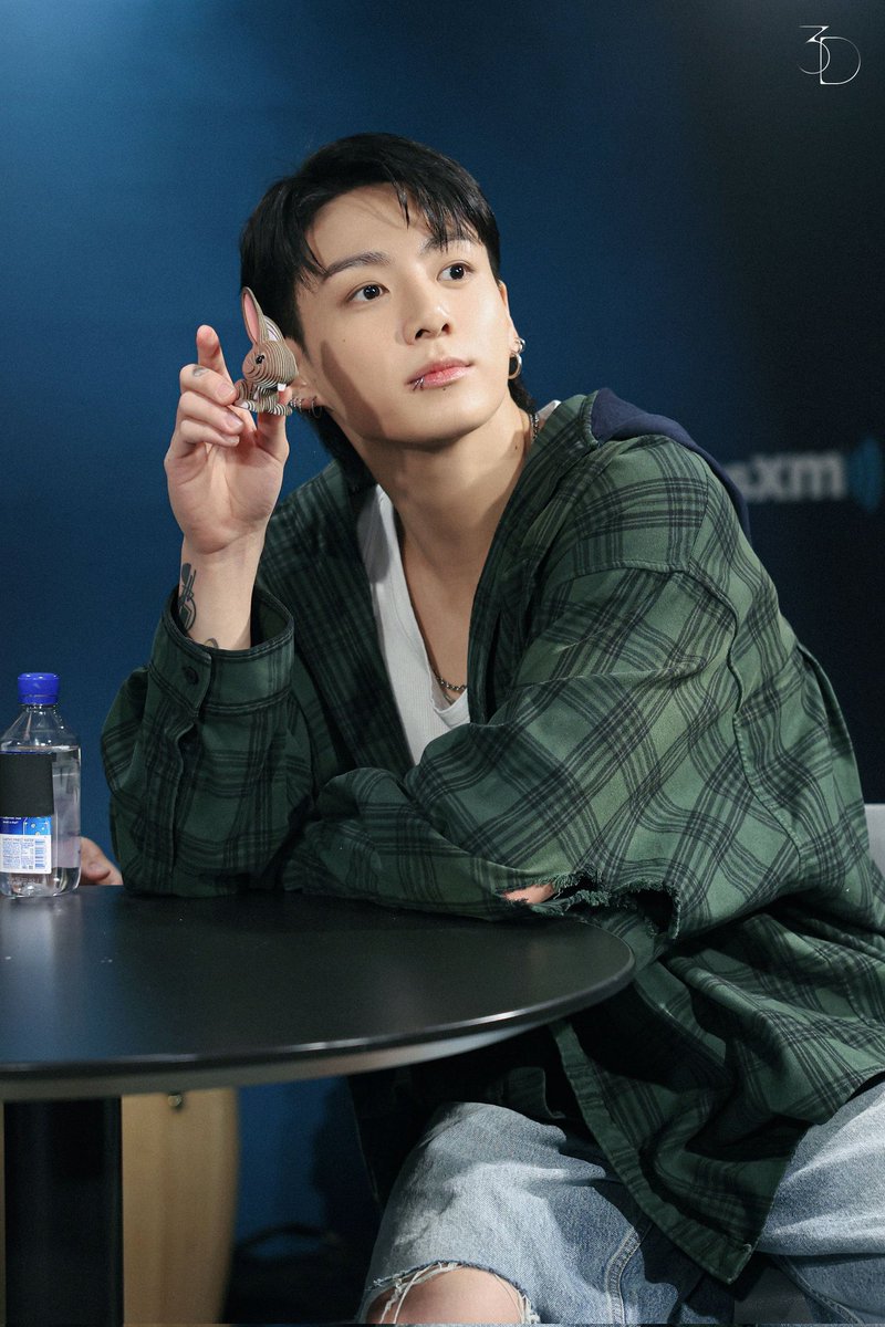 사랑하는 우리 정구기💜
생일 축하해💜💜

#생일축하정국_by_팀비밀번호0901
#정구기는한강을뛰어_아미는생카를뛸게
#구월의시작은정국생일이었슨