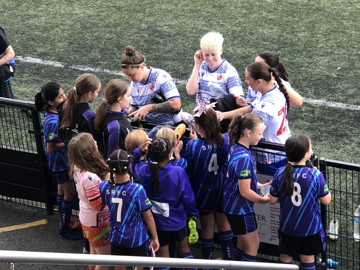 Mascots from local club Shinfield Rangers today and they’re all getting shirts, boots, phone cases and autograph books signed after the game. 

And this is exactly why investment in school and club provisions for girls is so bloody important! 

See it to be it #readingfc